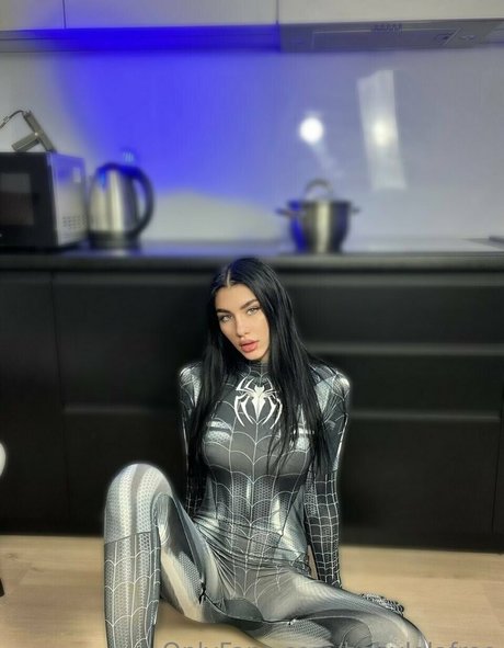 Naakte gelekte OnlyFans-foto van Babylolafree