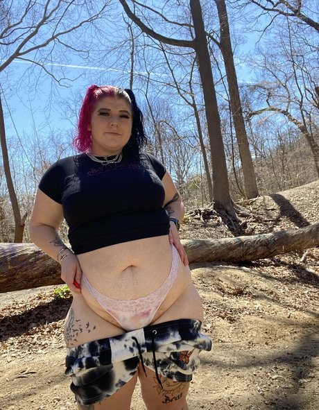 Naakte gelekte OnlyFans-foto van Rainbowfundipp