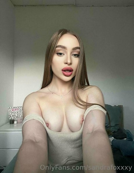 Naakte gelekte OnlyFans-foto van Sandrafoxxxy