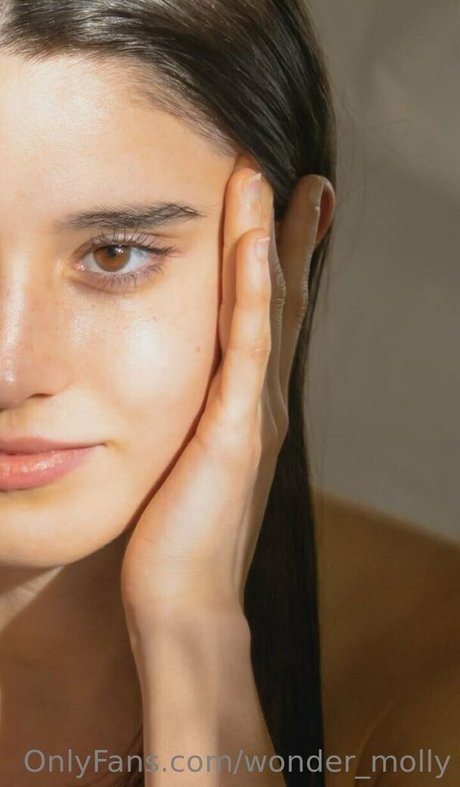 Wonder_molly