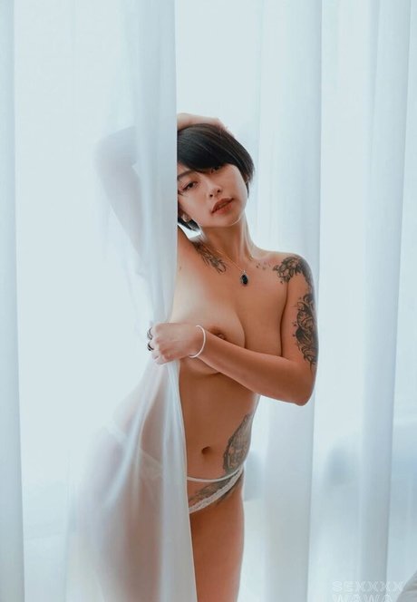 Naakte gelekte OnlyFans-foto van Maimaiwhyder