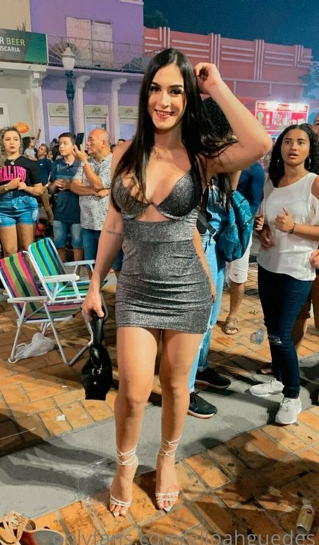 Naakte gelekte OnlyFans-foto van Elloah Guedes