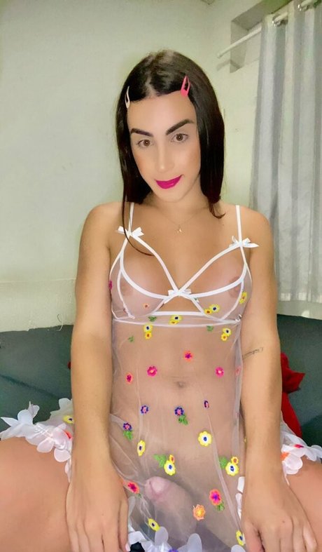 Naakte gelekte OnlyFans-foto van Elloah Guedes