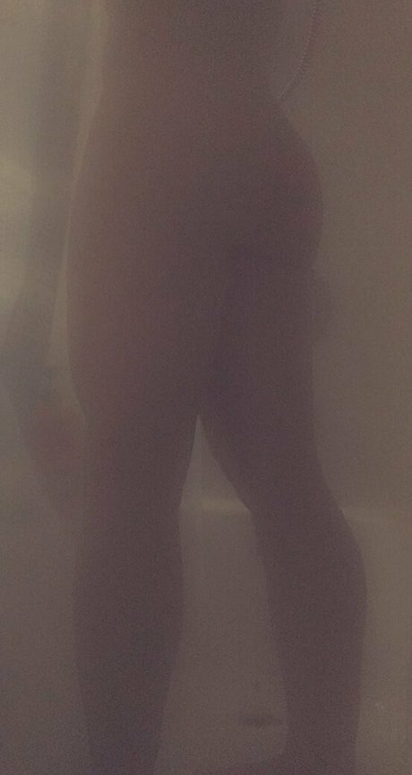 Naakte gelekte OnlyFans-foto van Thelittlelynx11
