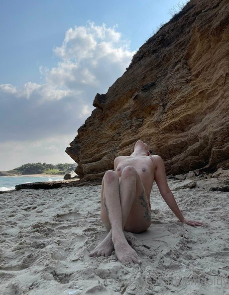 Naakte gelekte OnlyFans-foto van Yuval Gold