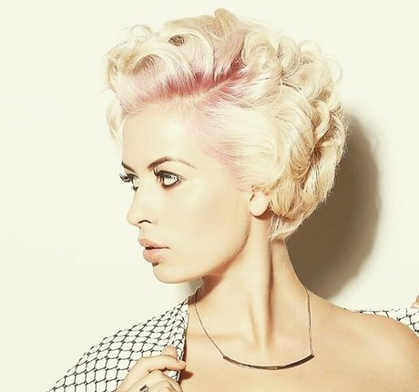 Naakte gelekte OnlyFans-foto van Uli Krown
