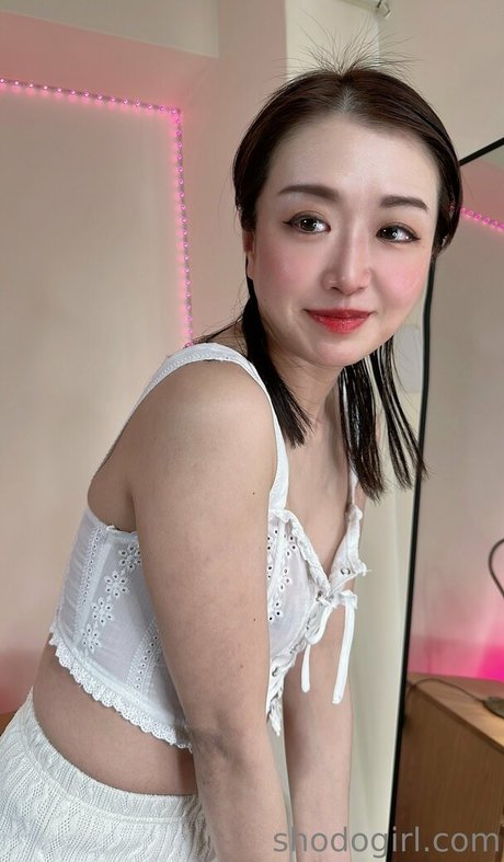 Naakte gelekte OnlyFans-foto van Shodo Girl