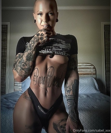 Naakte gelekte OnlyFans-foto van Sabelxxx1212
