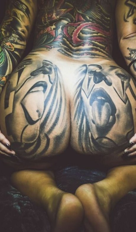 Naakte gelekte OnlyFans-foto van Jessica Aryel