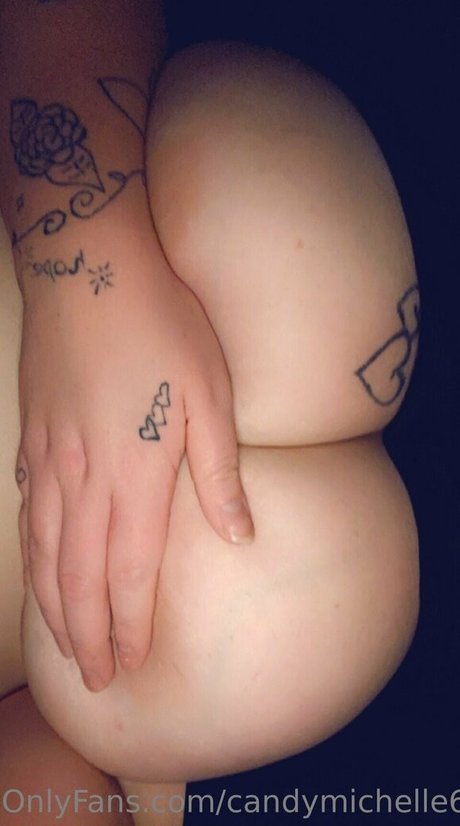 Naakte gelekte OnlyFans-foto van Candymichelle69