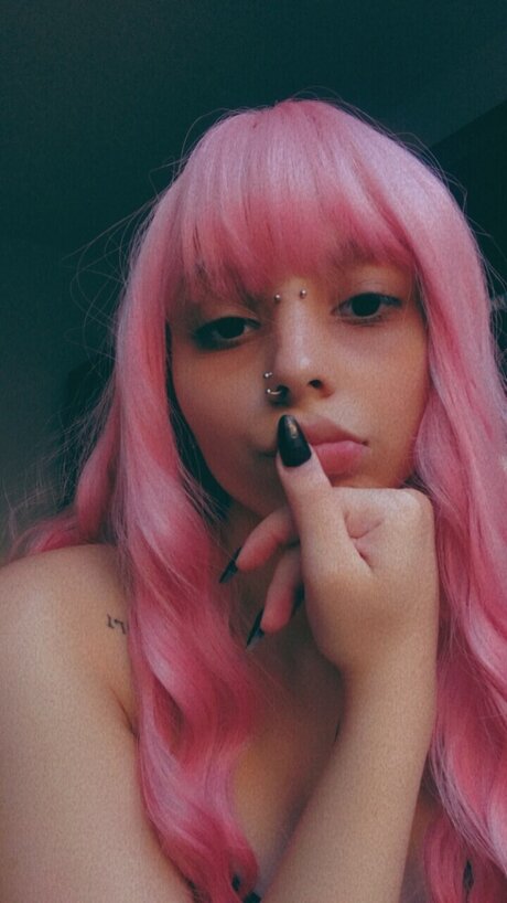 Naakte gelekte OnlyFans-foto van Moony
