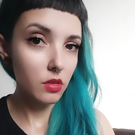 Naakte gelekte OnlyFans-foto van Dollycorpsebride