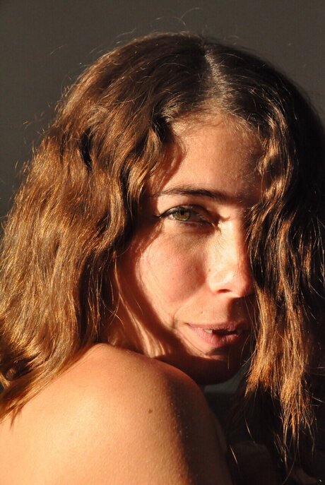 Naakte gelekte OnlyFans-foto van Lucia