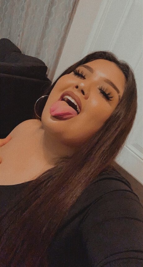 Naakte gelekte OnlyFans-foto van Zulemaaa 