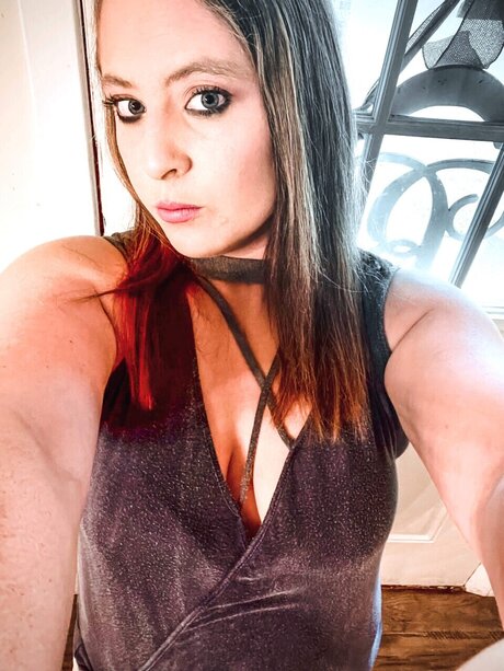 Naakte gelekte OnlyFans-foto van Lexxie Foxx