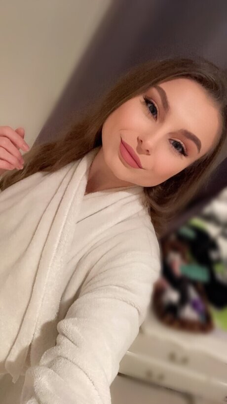 Naakte gelekte OnlyFans-foto van Samantha