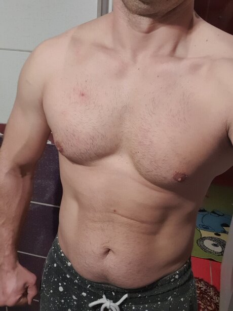 Naakte gelekte OnlyFans-foto van Cryptox