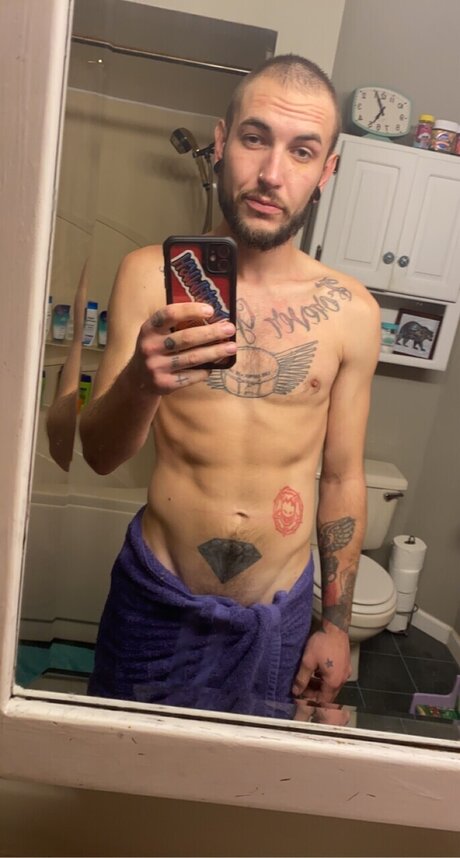 Naakte gelekte OnlyFans-foto van Scott