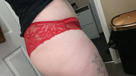 Naakte gelekte OnlyFans-foto van Browneyes