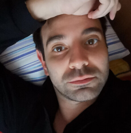 Naakte gelekte OnlyFans-foto van Marco
