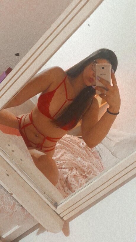 Naakte gelekte OnlyFans-foto van Milagros Belen