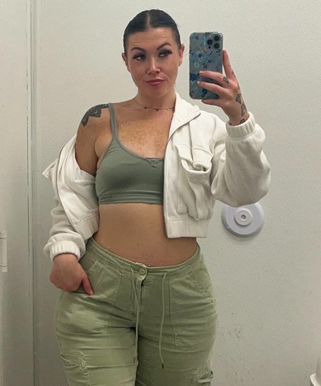 Naakte gelekte OnlyFans-foto van Lexsaige