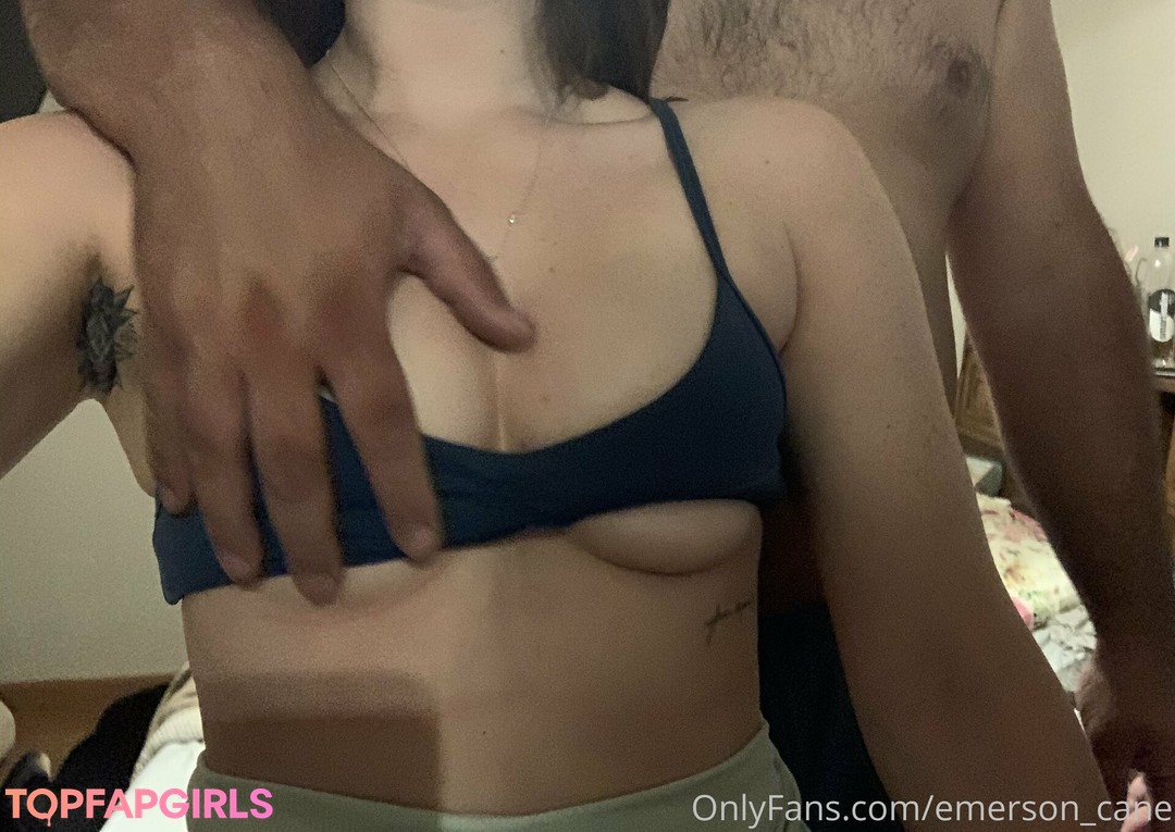 Naakte gelekte OnlyFans-foto van Emerson Cane #1041