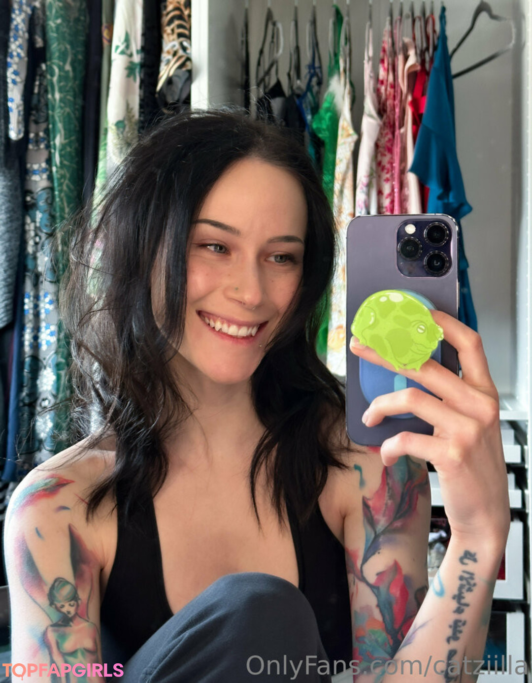 Naakte gelekte OnlyFans-foto van Catziilla #1311