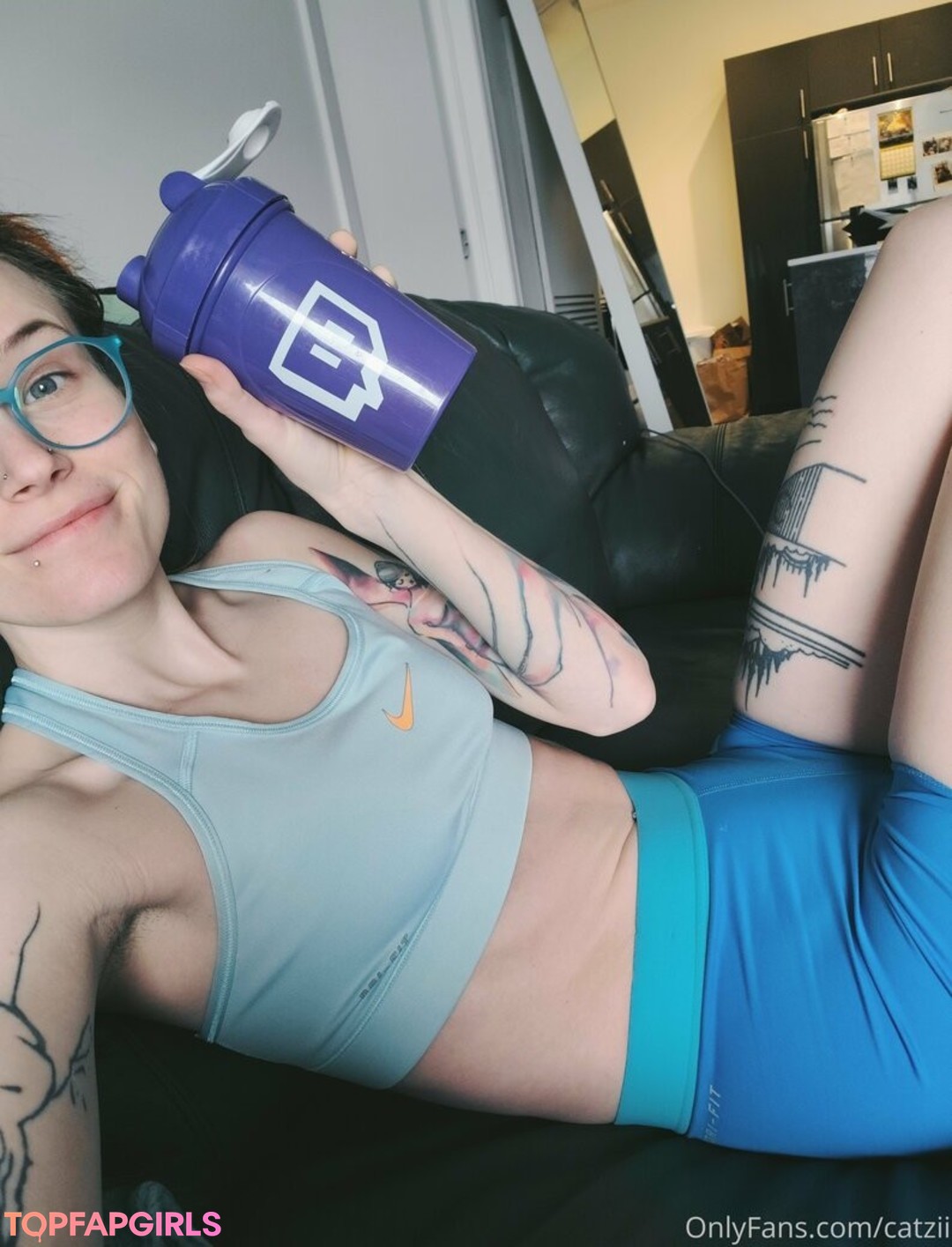 Naakte gelekte OnlyFans-foto van Catziilla #1402
