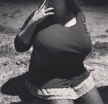 Naakte gelekte OnlyFans-foto van Astrid