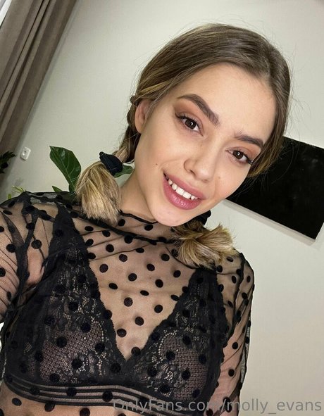 Molly Evans