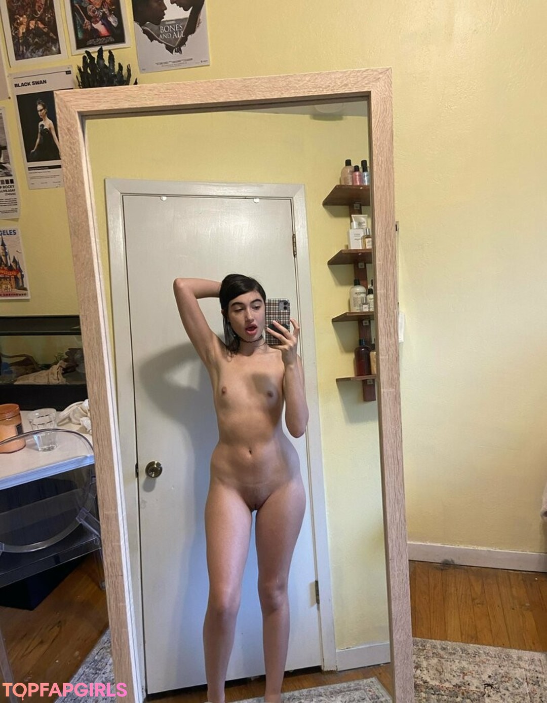 Naakte gelekte OnlyFans-foto van Delilah #1105