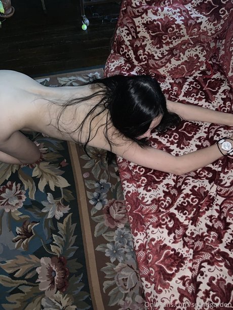 Naakte gelekte OnlyFans-foto van Sealidgarden