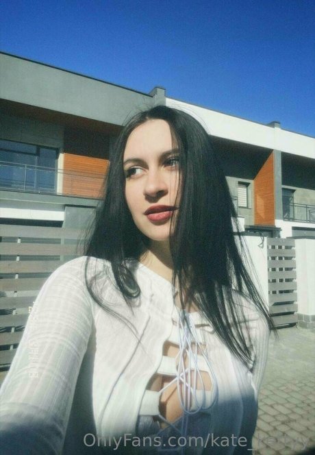 Naakte gelekte OnlyFans-foto van Katekettyy