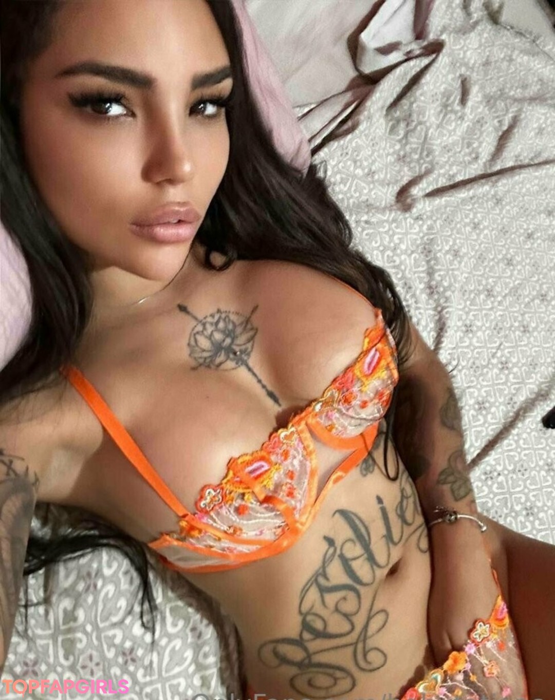 Naakte gelekte OnlyFans-foto van Baby Tatiana #1122