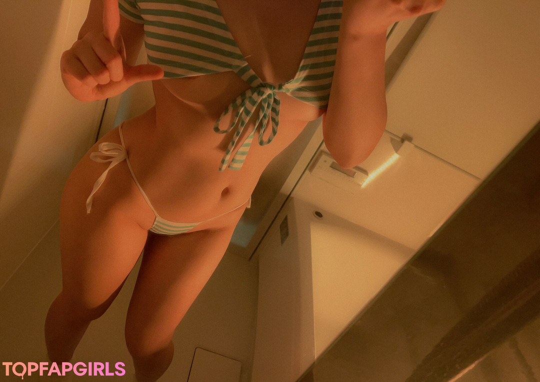 Naakte gelekte OnlyFans-foto van Nikumikyo #1738