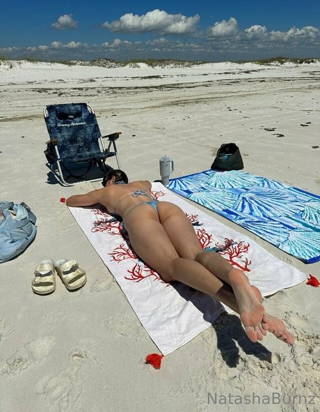 Naakte gelekte OnlyFans-foto van Goddess Tall Tasha