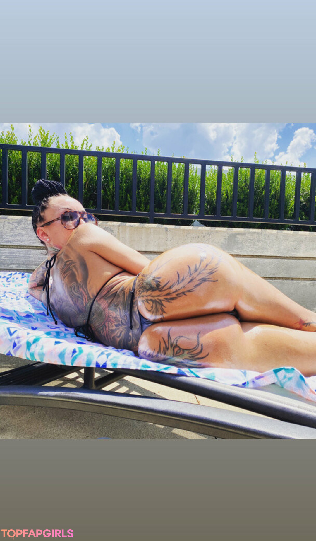 Naakte gelekte OnlyFans-foto van Bella Bellz #1380