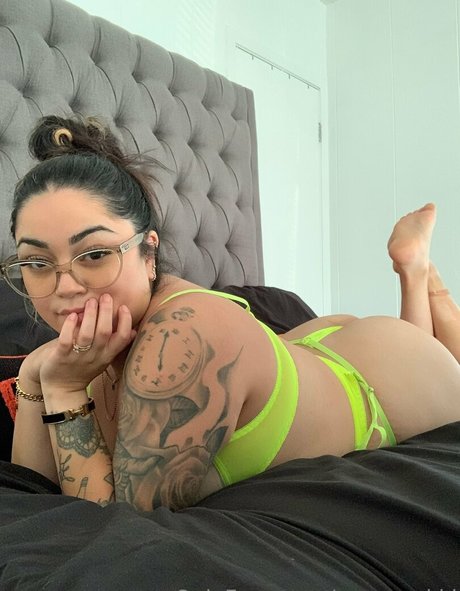 Naakte gelekte OnlyFans-foto van Damnnnsukii2