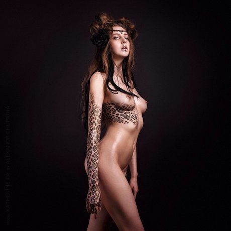 Naakte gelekte OnlyFans-foto van Katerina Reich