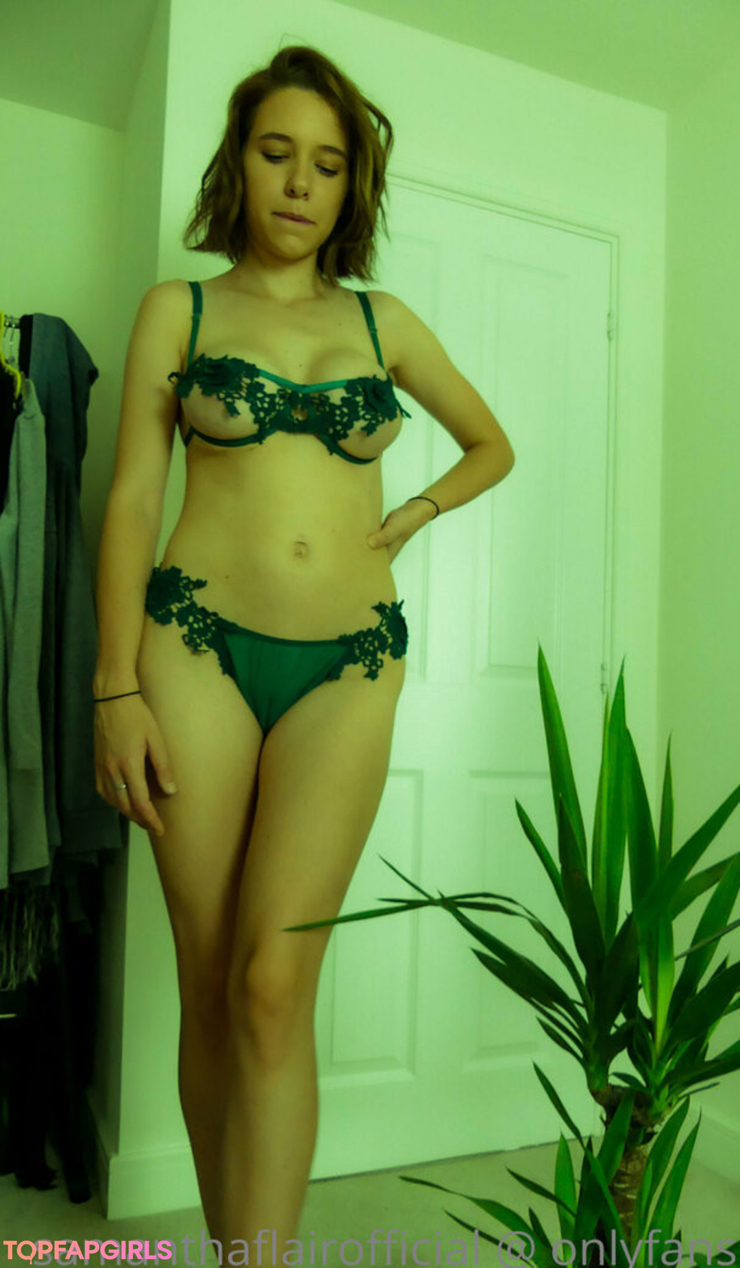 Naakte gelekte OnlyFans-foto van Samantha Flair #1559