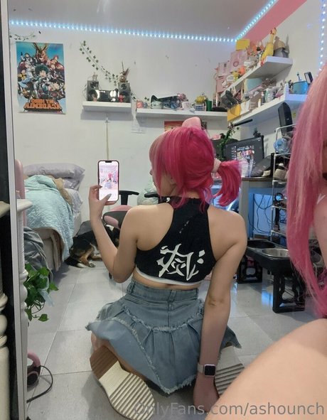 Naakte gelekte OnlyFans-foto van Ashounch