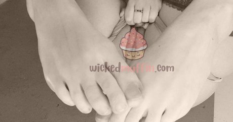 Naakte gelekte OnlyFans-foto van Thewickedmuffin