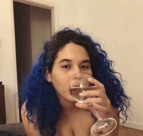 Naakte gelekte OnlyFans-foto van Cecilia Ramos