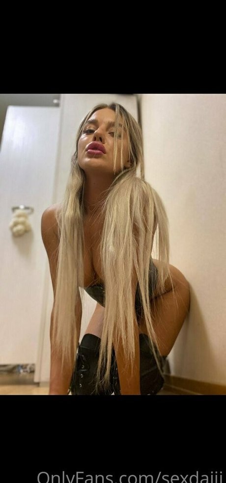 Naakte gelekte OnlyFans-foto van Sexdaiii