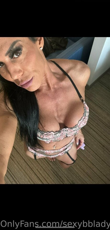 Naakte gelekte OnlyFans-foto van Sexybblady20