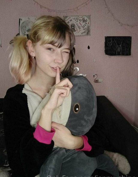 Naakte gelekte OnlyFans-foto van Jennyshine