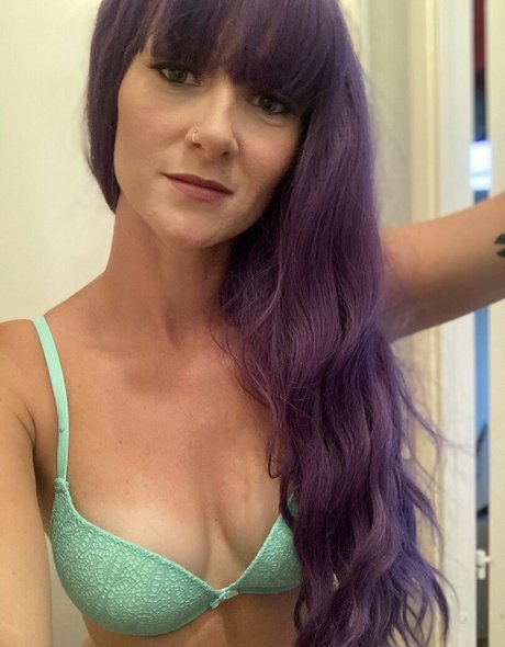 Grace_cherry_official