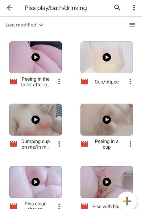 Naakte gelekte OnlyFans-foto van Madamivy