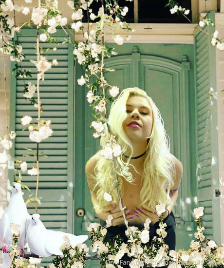 Greeneyedblonde_1996